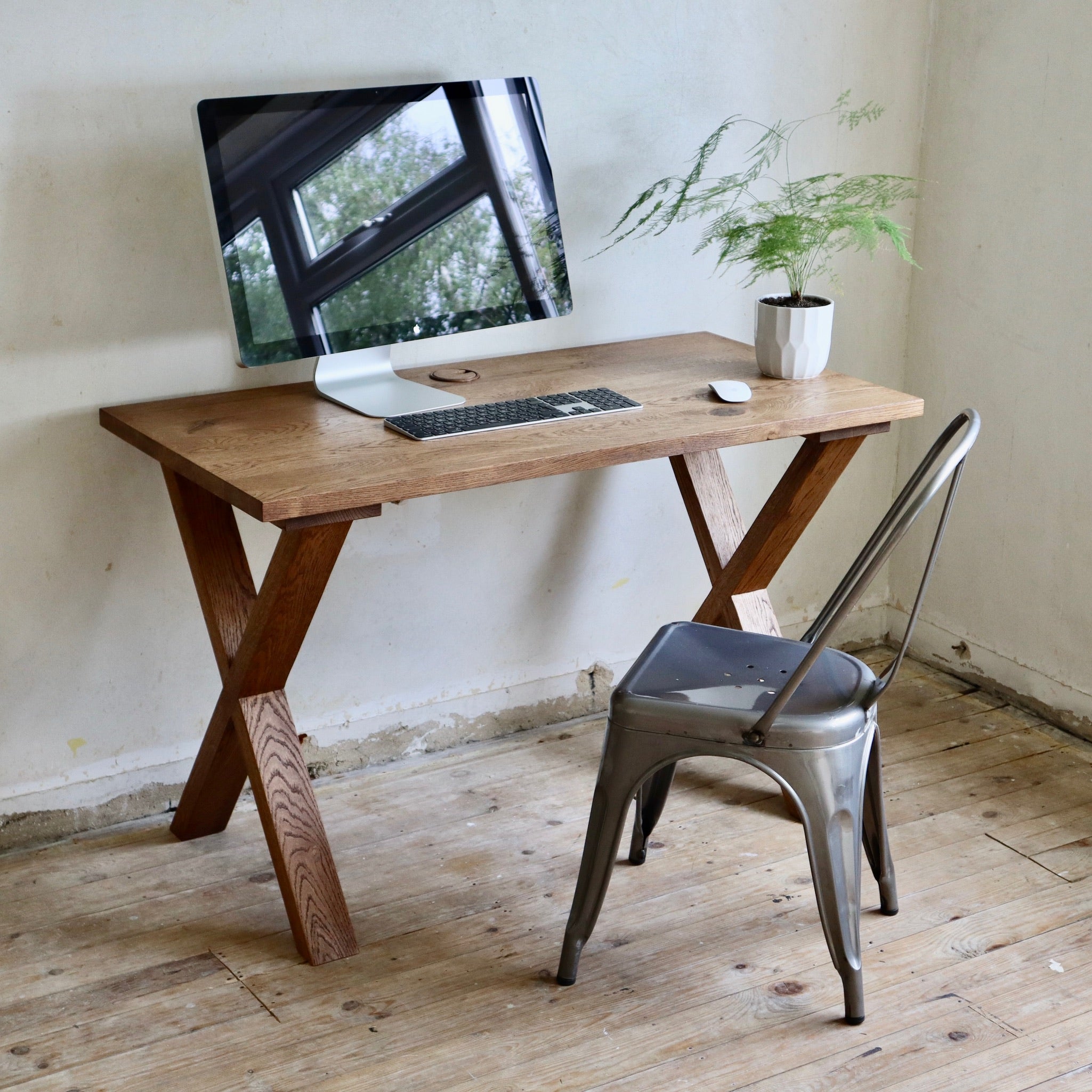 Oak Rustic Desk corner