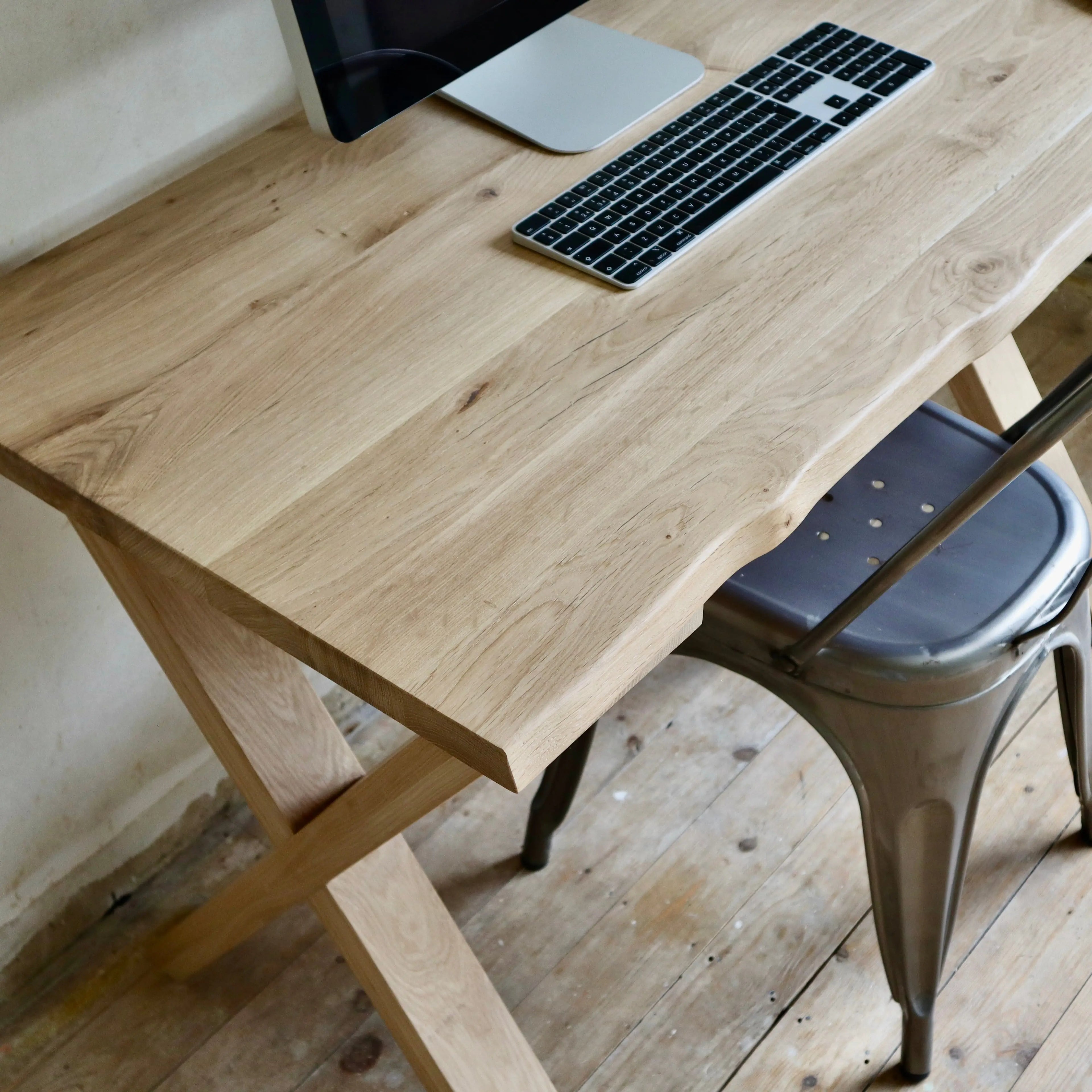Oak Natural Desk waney edge corner pic