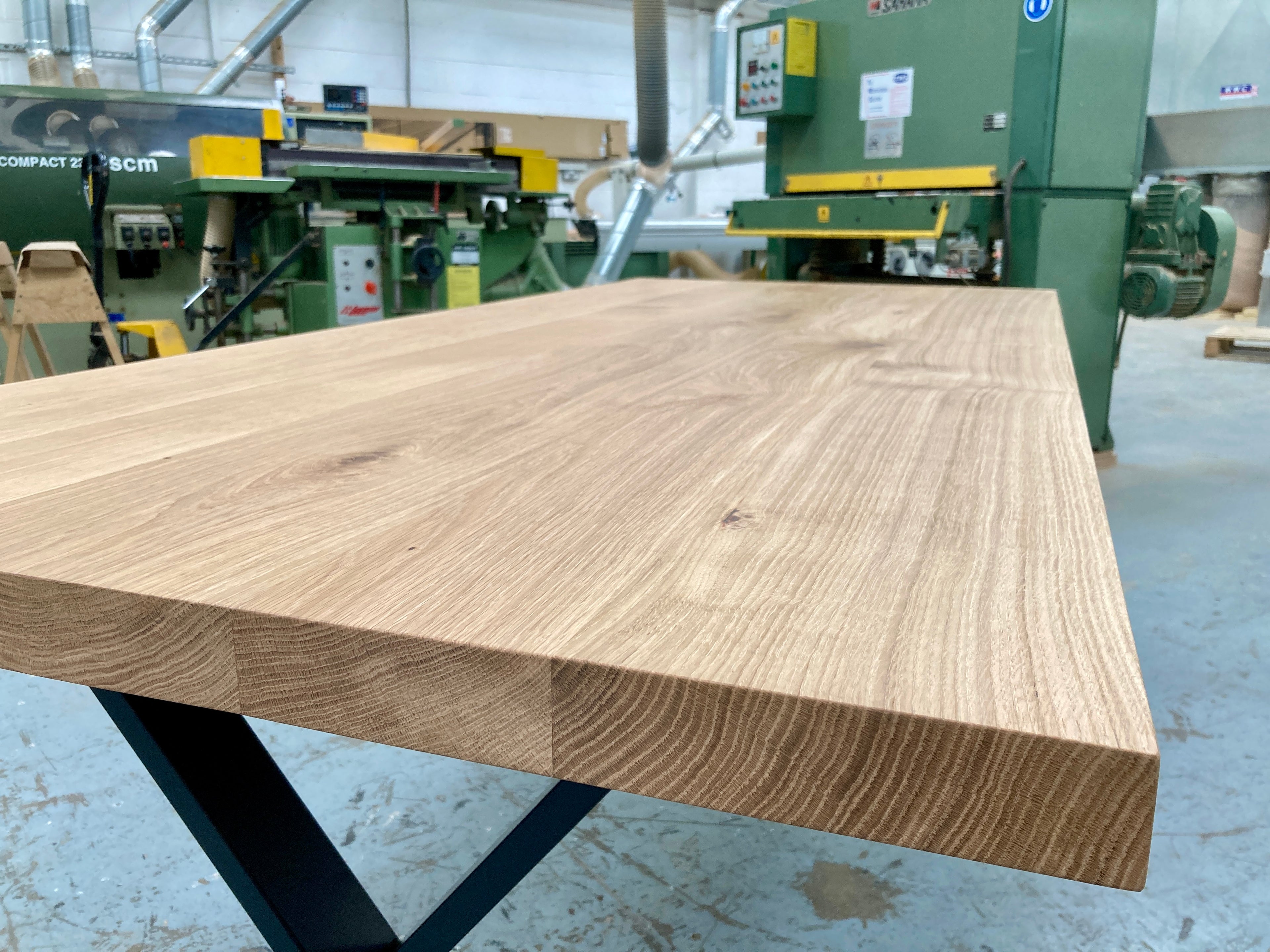 Oak table top end grain